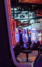 Studio live dealer blackjack dan roulette di luxsury138